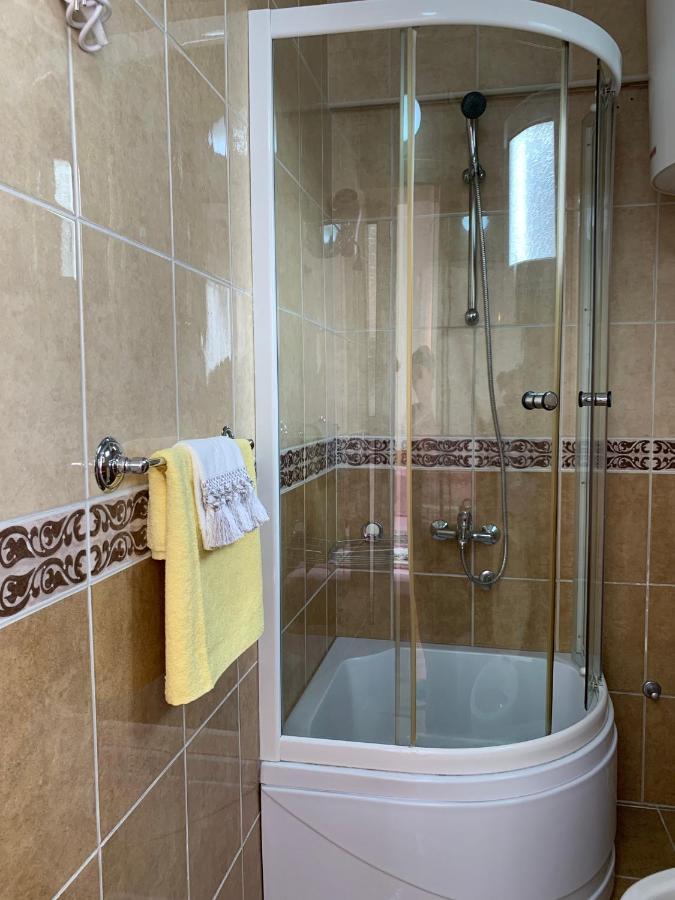 Guest House Nuhii Ulcinj Exterior foto
