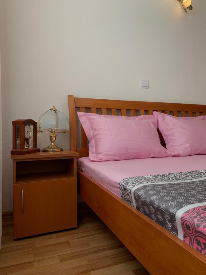 Guest House Nuhii Ulcinj Exterior foto