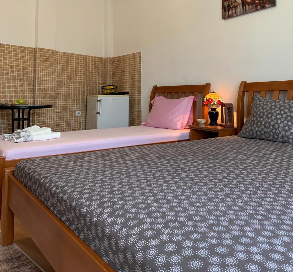 Guest House Nuhii Ulcinj Exterior foto